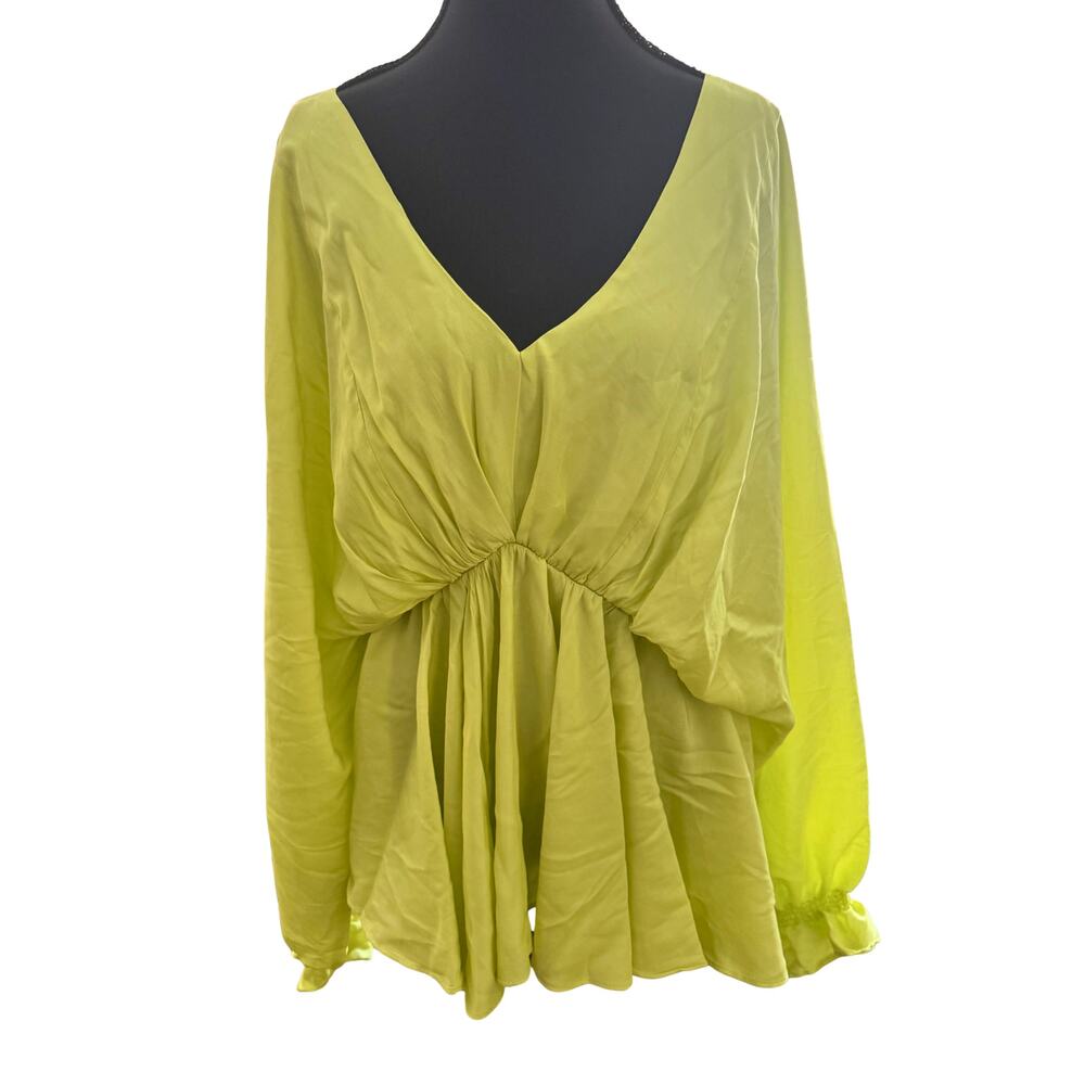 e.ssue Stylish Boutique New Lime Green Satin Poplin Style Blouse‎ Size Medium